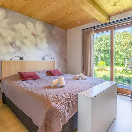 Buytenplaats 187 Villa